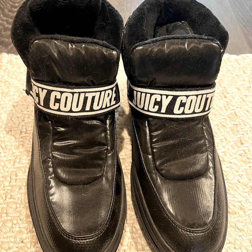 Juicy Couture Warm Boots